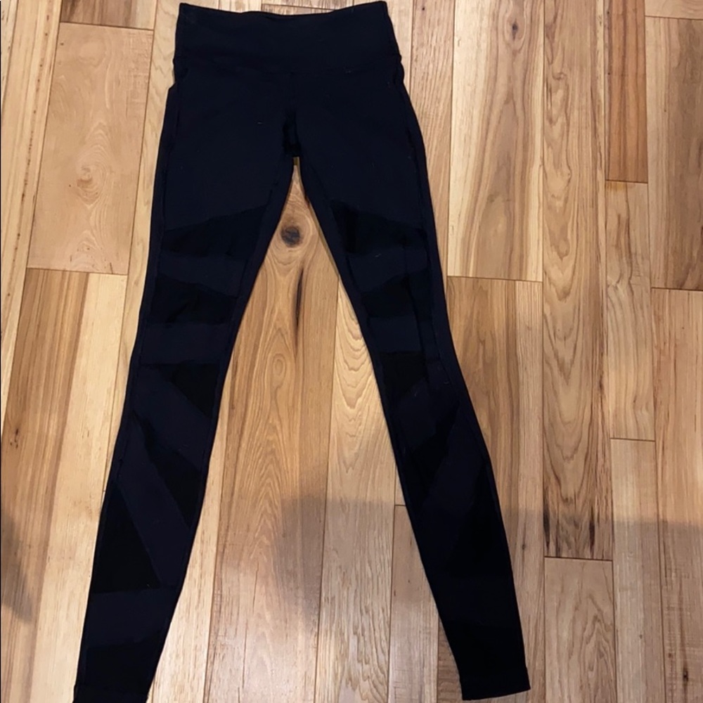 Lululemon leggings!